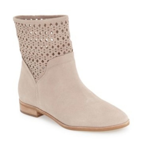 🆕MICHAEL KORS Sunny Bootie - Picture 3 of 12